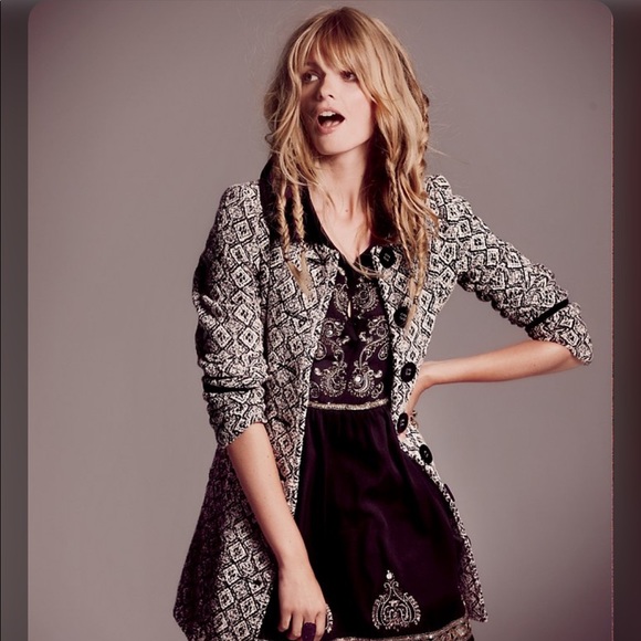 ✨Free People Boho Retro Wool Blend Tapestry Coat - Picture 4 of 16